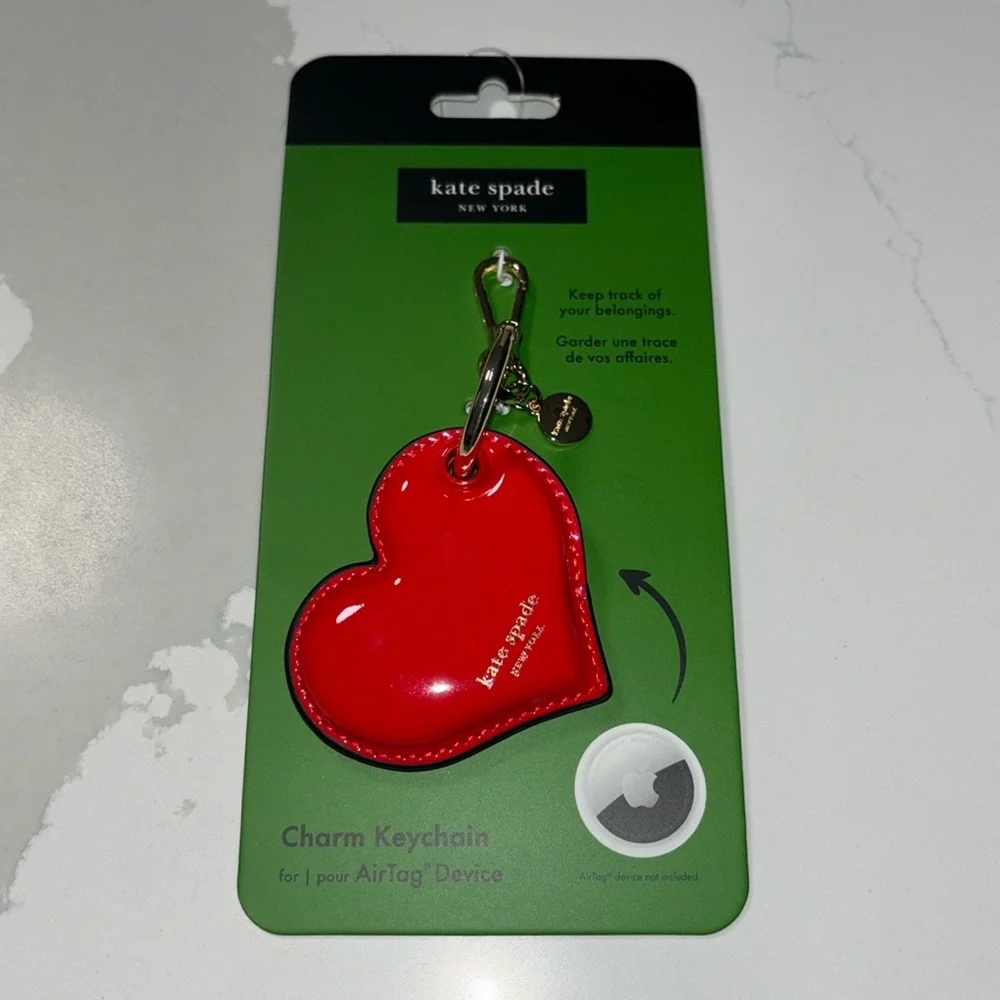 NWT Kate Spade New York Red Heart Charm Airtag Case